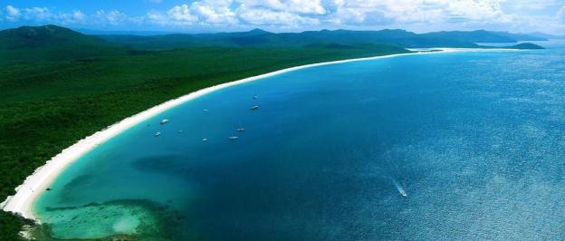 whitehaven-beach-aerial